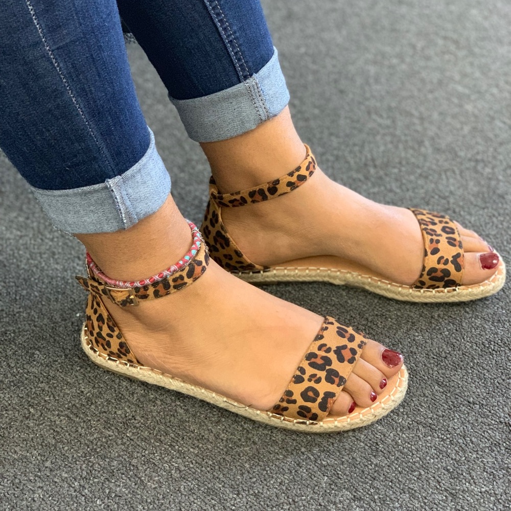 Ladies leopard ankle buckle espadrille - Picture 2 of 5